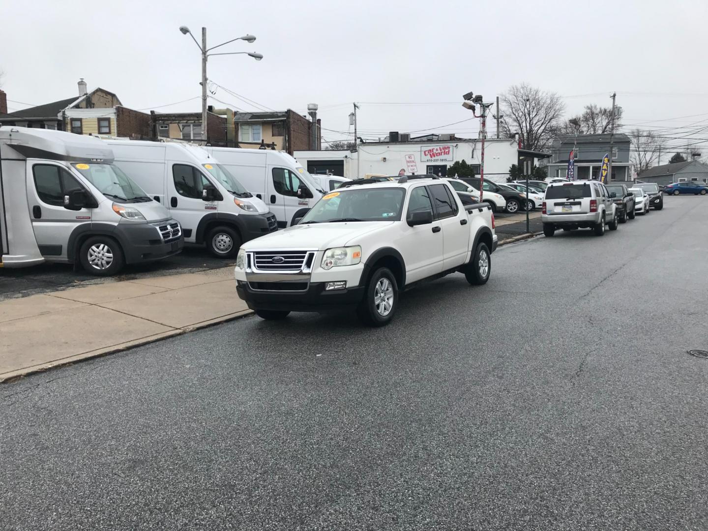 2010 White /Gray Ford Explorer Sport Trac XLT (1FMEU5BE9AU) with an 4.0 V6 engine, Automatic transmission, located at 577 Chester Pike, Prospect Park, PA, 19076, (610) 237-1015, 39.886154, -75.302338 - 2010 Ford Explorer Sport Trac XLT: Only 135k miles, 4x4, new PA inspection, SUPER clean, runs LIKE NEW! This vehicle comes inspected and has been given a bumper to bumper safety check. It is very clean, reliable, and well maintained. We offer a unique pay plan that is known for being the easiest - Photo#1